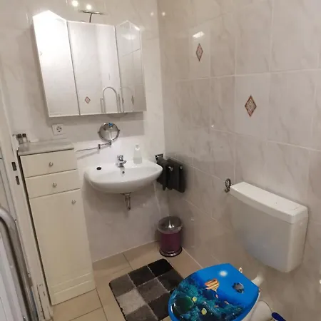 Apartment Haus Erika Bettwäsche Handtücher Wlan Terrasse Balkon 2-7 Personen Cuxhaven
